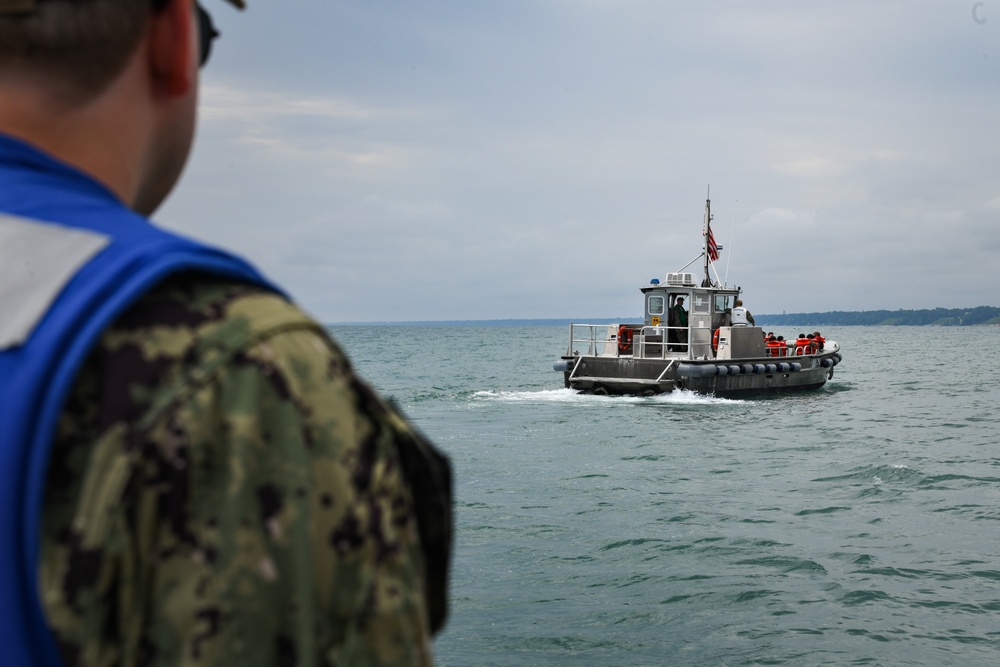 NSGL Sailor Reenlists