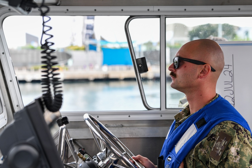 NSGL Sailor Reenlists