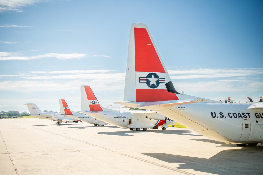 Historic Convergence: Entire U.S. Coast Guard Airframe Fleet Assembles at AIRSTA Elizabeth City for Rare Photo Opportunity