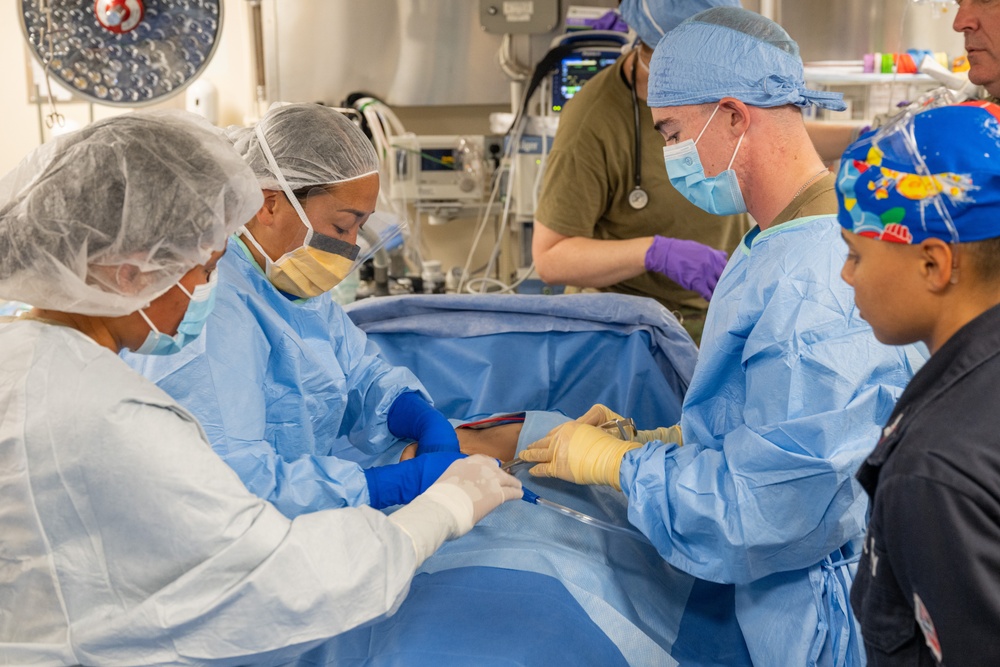 USS Somerset conducts medical exercise during RIMPAC 2024