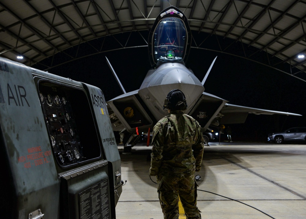 USAF Airmen prepare F-22A Raptors during Exercise Pitch Black 2024 for large-scale, global training