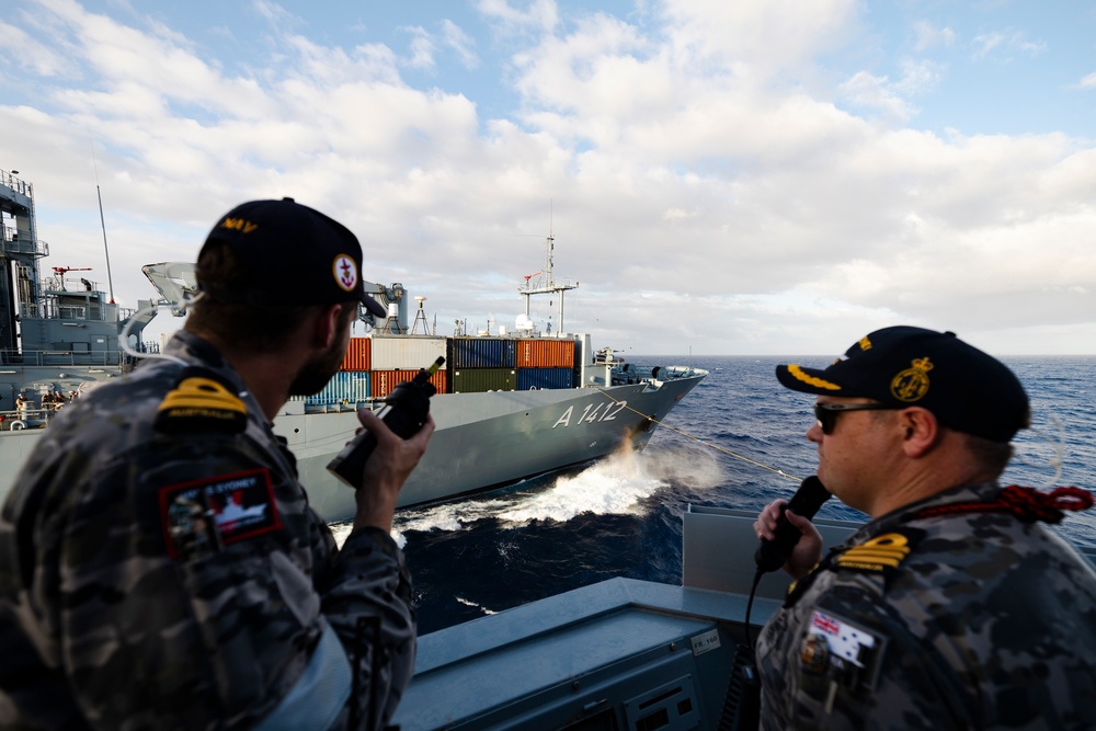 HMAS Sydney and German Ship Frankfurt Am Main – RAS