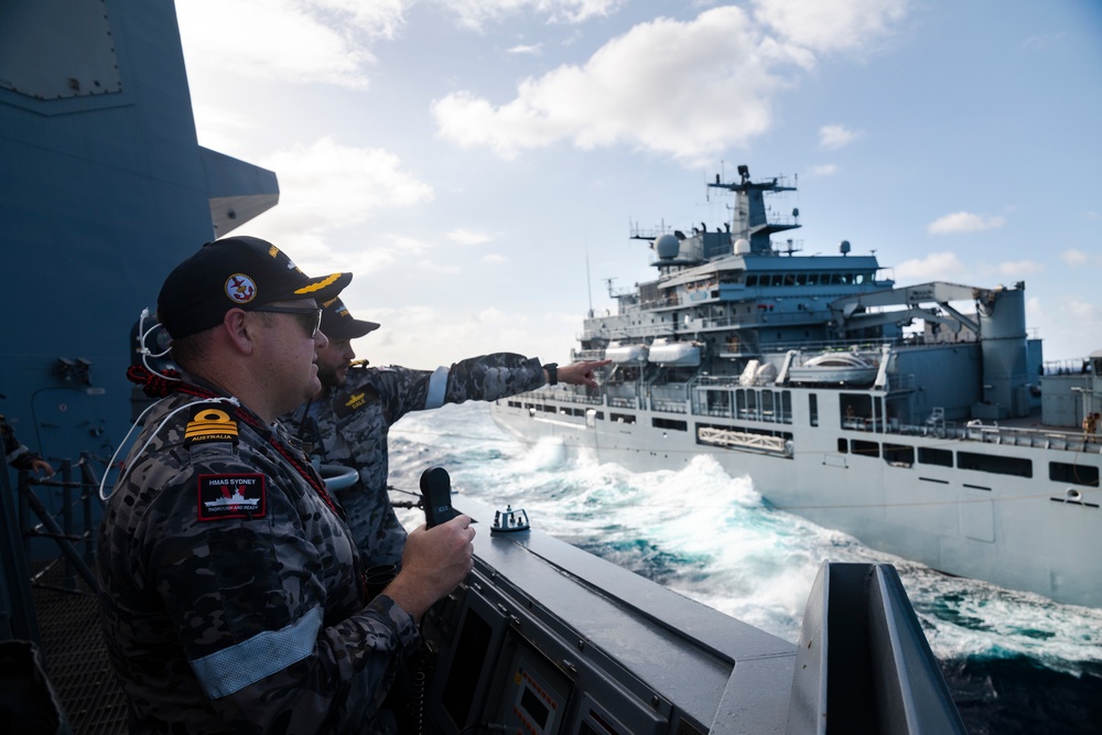 DVIDS - Images - HMAS Sydney, FGS Frankfurt Am Main replenish at sea ...