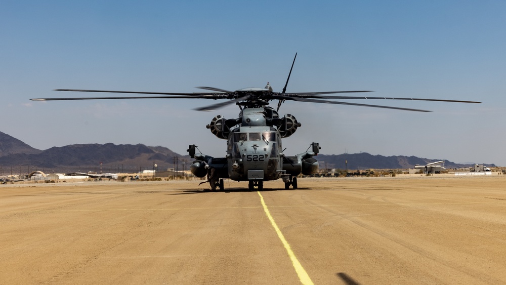 HMH-462 Arrives for SLTE 5-24