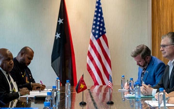 U.S. Indo-Pacific Commander leads U.S. Interagency Delegation to Papua New Guinea