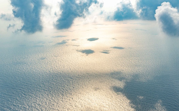 U.S. 7th Fleet flagship USS Blue Ridge (LCC 19) transits the Gulf of Thailand