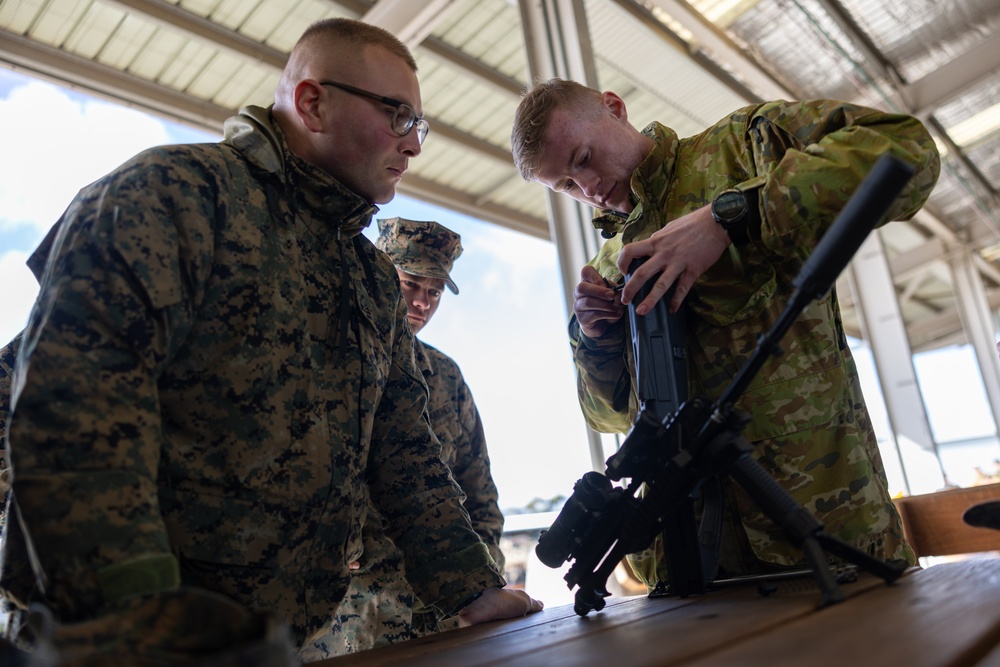 DVIDS - Images - U.S. Marines with 1st LAR Bn. meet Australian Army’s ...