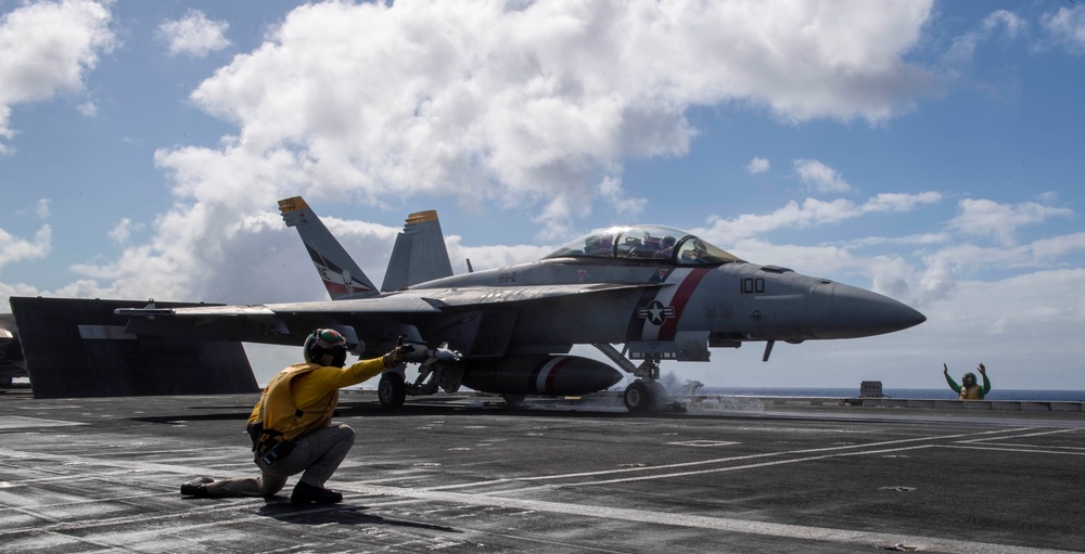 USS Carl Vinson flight ops during RIMPAC 2024