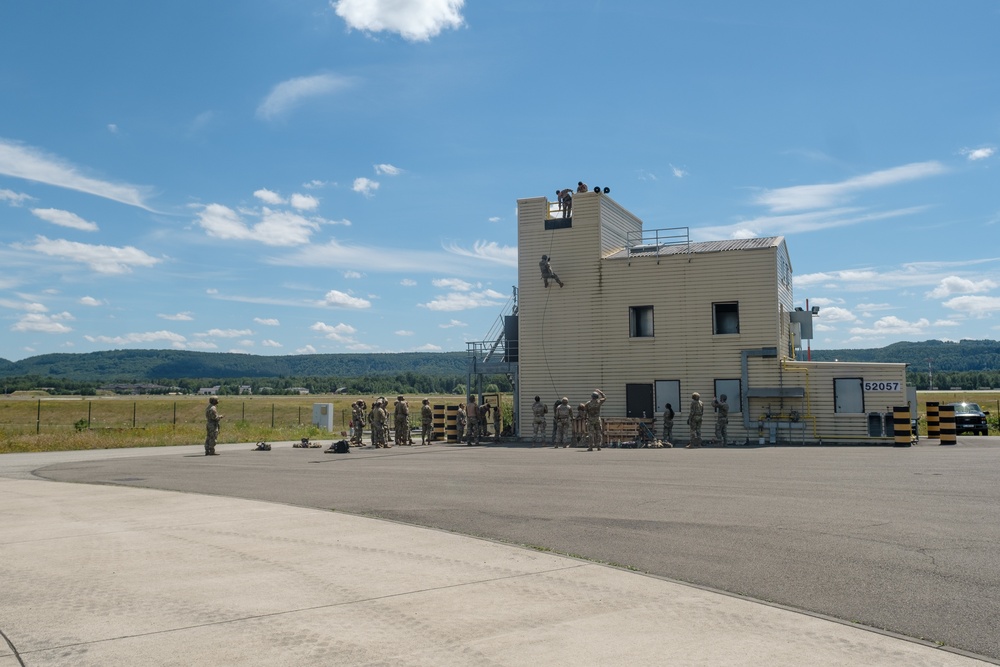 U.S. Airmen, U.S. Reserve Soldiers Complete Rappel Training in Germany