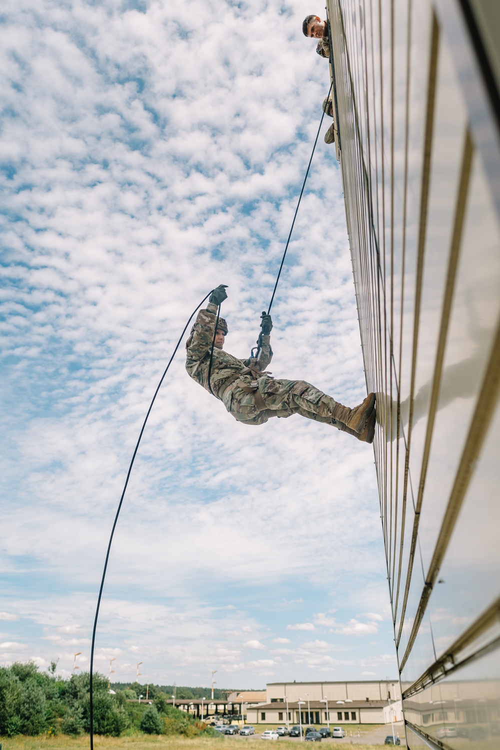 U.S. Airmen, U.S. Reserve Soldiers Complete Rappel Training in Germany