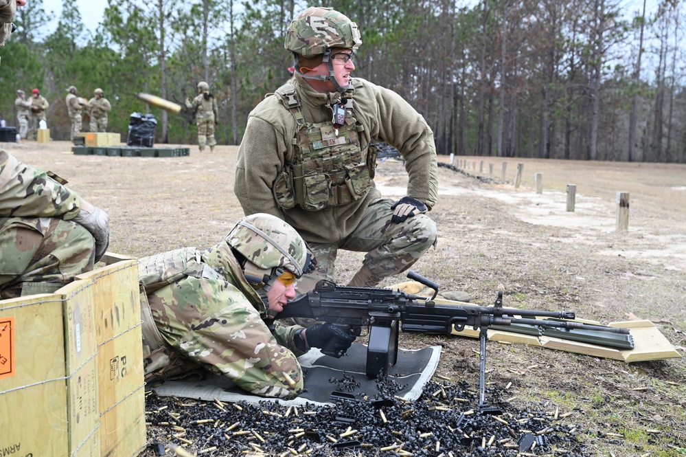 Defenders Train on Heavy Weapons