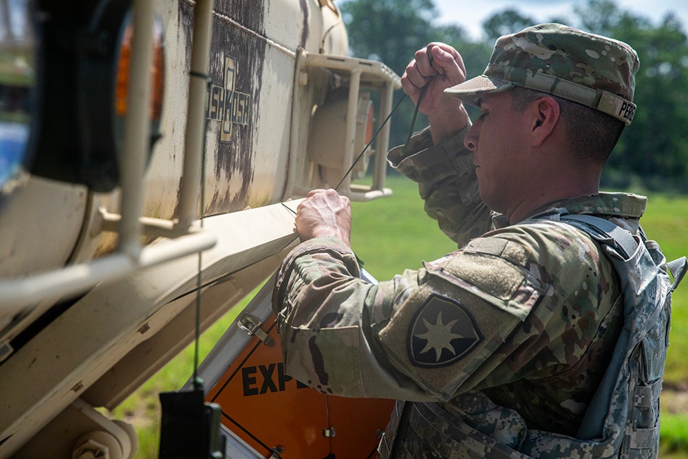 Florida Guard Soldiers prepare ammunition for major training exercise