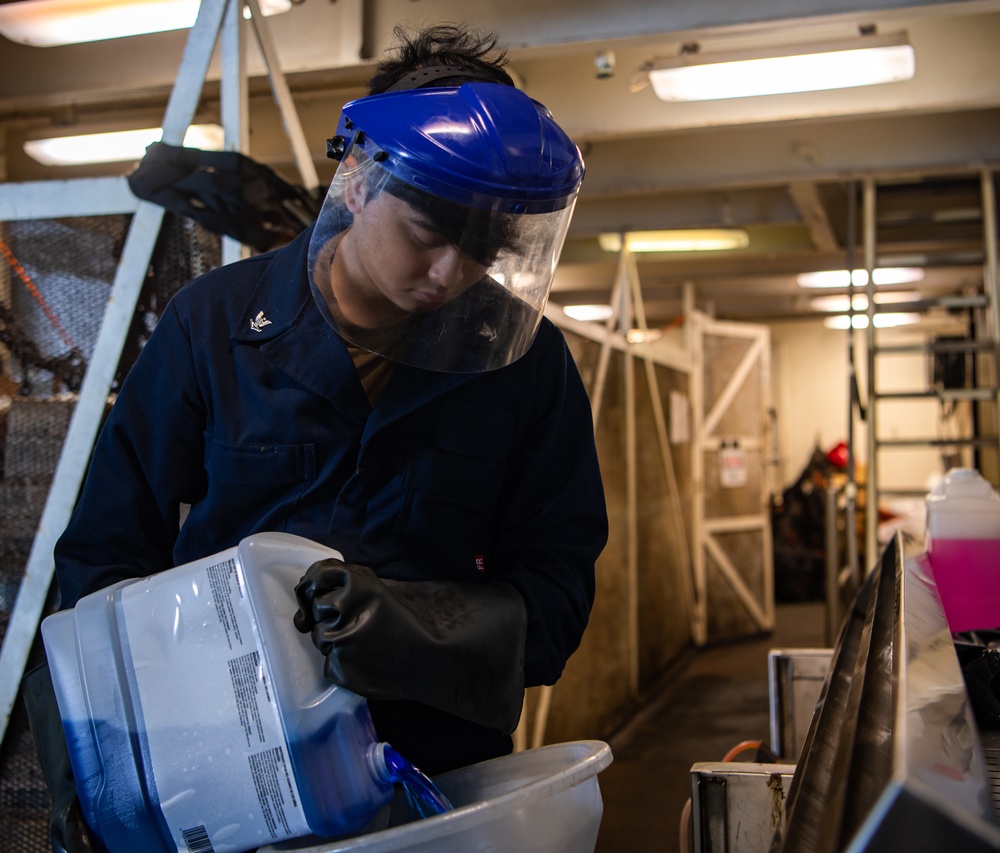 Nimitz Sailor Refills Cleaning Solution Containers