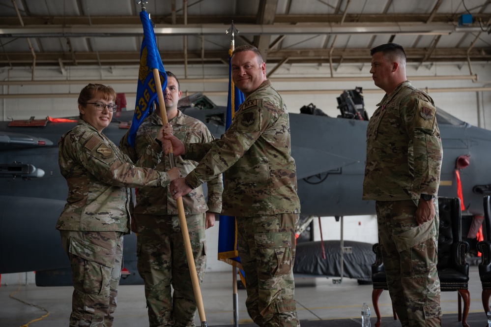 336TH welcomes new commander