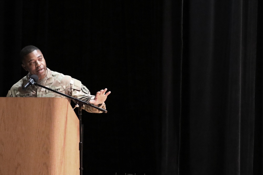 New commander takes charge of HHC at HRC