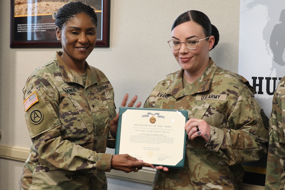 15th Command Sergeant Major of the U.S. Army Reserve visits HRC