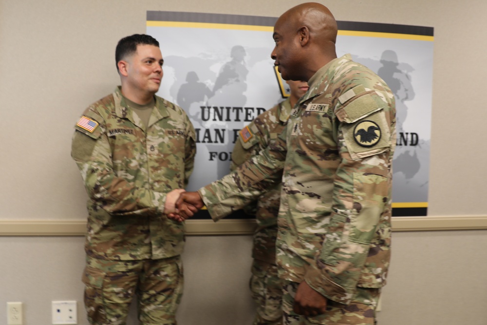 15th Command Sergeant Major of the U.S. Army Reserve visits HRC