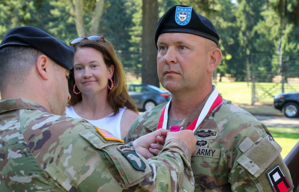 CSM Morgan Relinquishes Responsibility of 2-358 AR