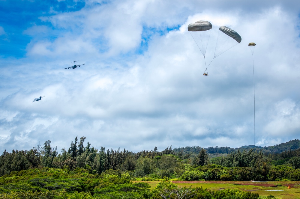 204th and 535th Airlift Squadrons Conduct Airdrop Training