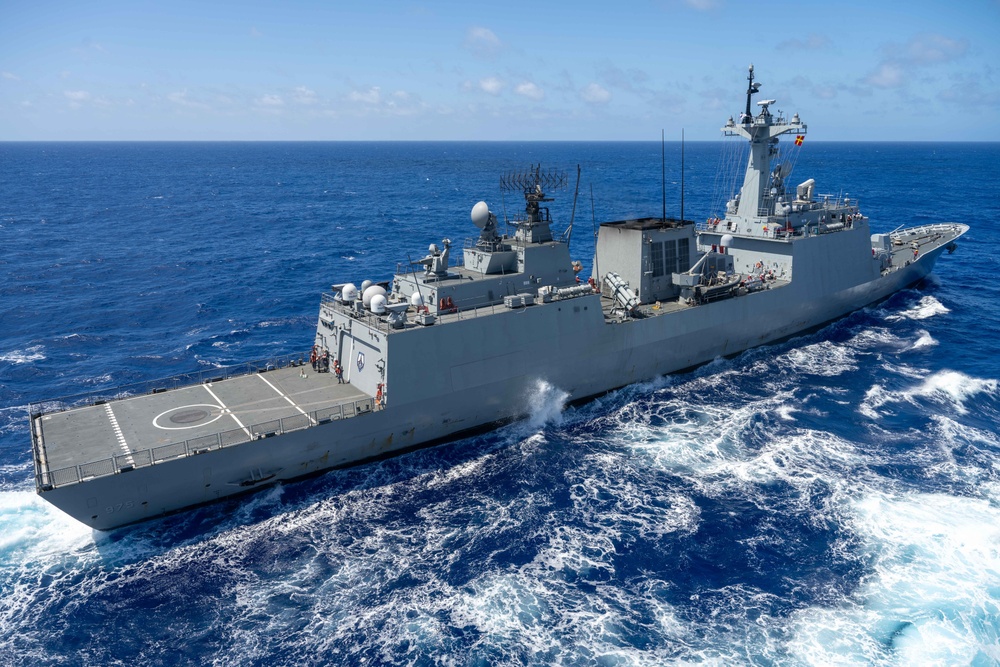 Replenishment At Sea with Republic of KOKS Chungmugong Yi Sun-sin
