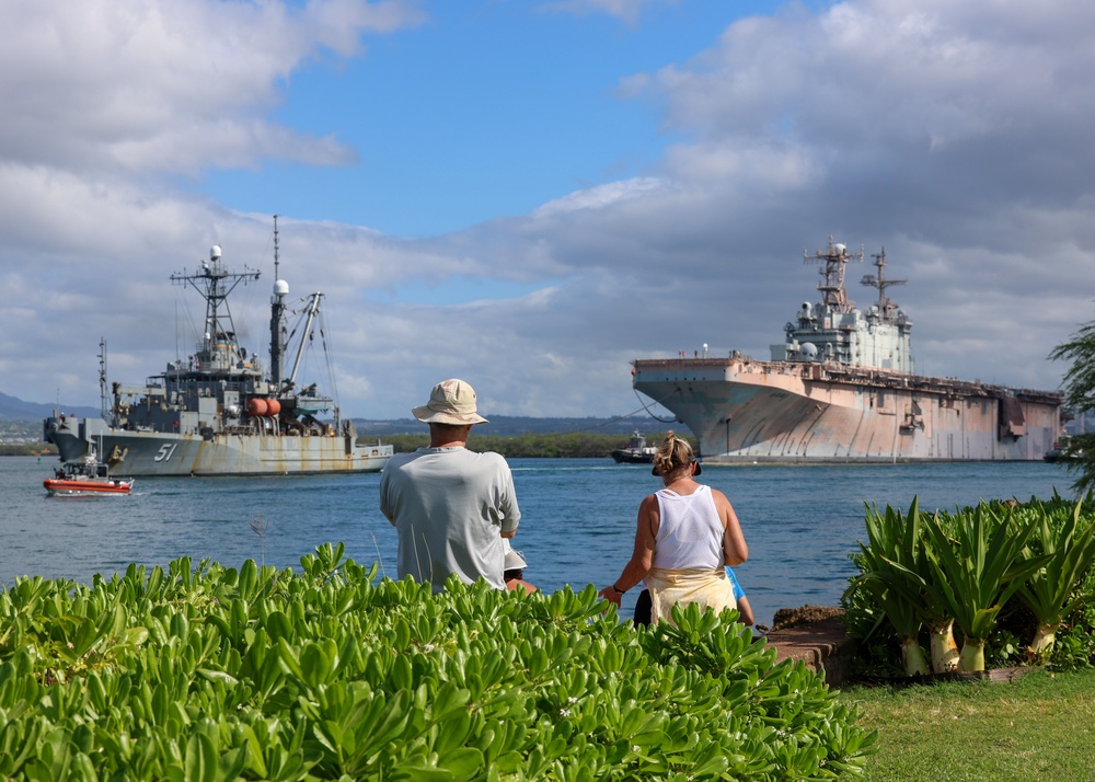 Tarawa leaves Pearl Harbor