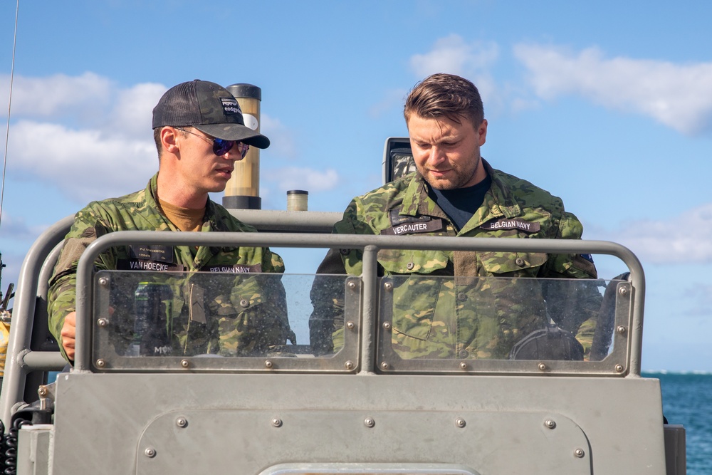 Belgian Navy partners with U.S., conducting sonar mine countermeasure drill during RIMPAC 24