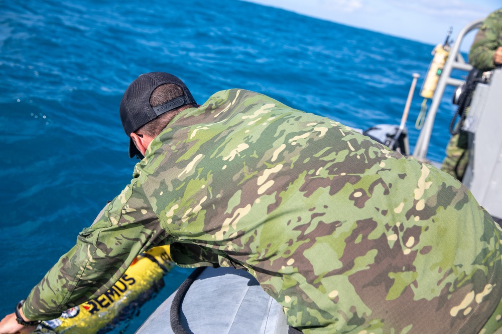 Belgian Navy partners with U.S., conducting sonar mine countermeasure drill during RIMPAC 24