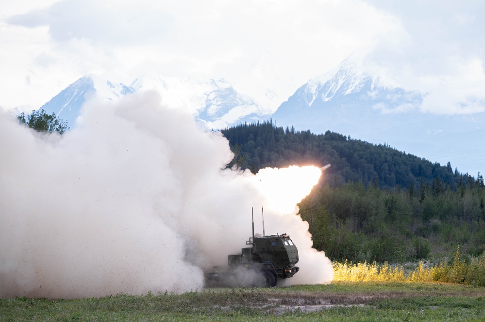 German, U.S. armed forces launch HIMARS for Arctic Defender