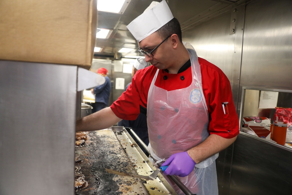 DVIDS - Images - Sailors aboard the USS Howard prepare lunch in the ...