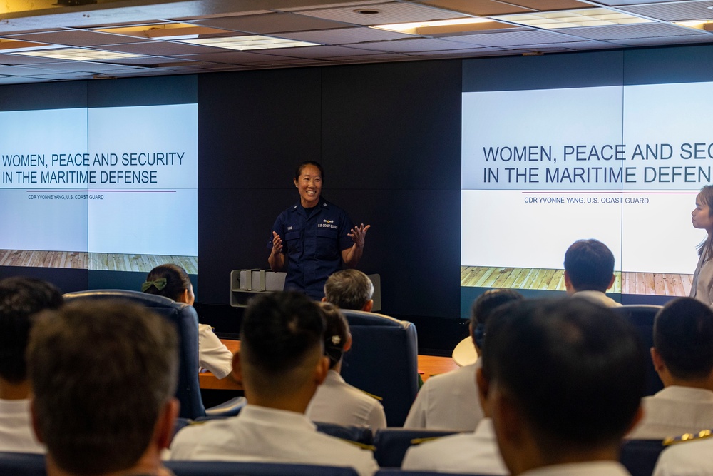 Women Peace and Security discussion aboard USS Blue Ridge