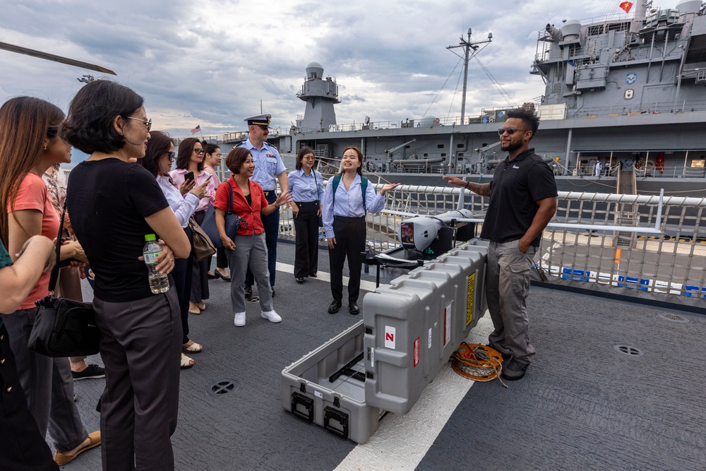 USCGC Waesche hosts ship tour in Vietnam