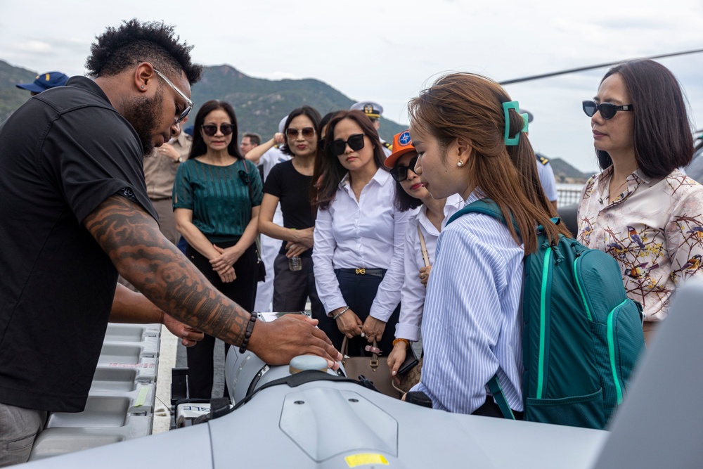 USCGC Waesche hosts ship tour in Vietnam