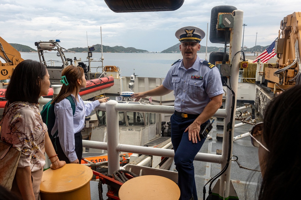 USCGC Waesche hosts ship tour in Vietnam