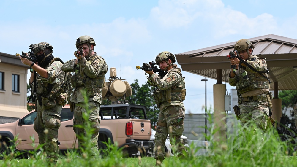 Beverly Sentinel 24-2: 8th Security Forces Squadron prepares to defend the base