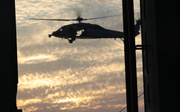 USS Lewis B. Puller Conducts VBSS Drill in U.S. 5th Fleet AOO