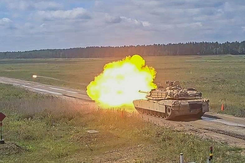 2-12 Cav Regt.’s Alpha and Bravo Companies complete Tank Gunnery Table V in Poland