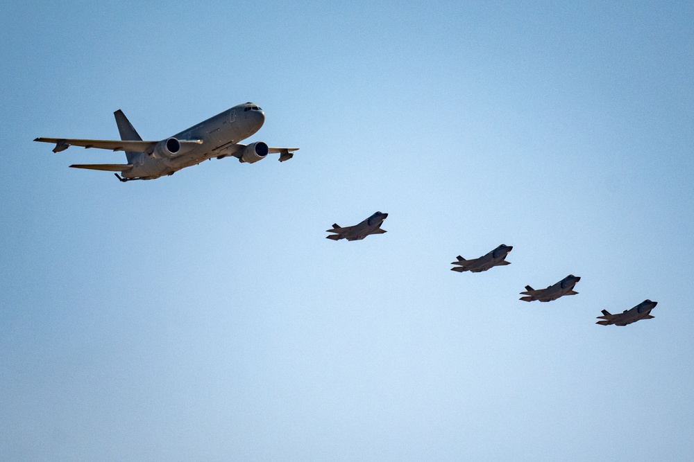 Italian Air Force conducts formation flight over CENTCOM during Operation Indo-Pacific Jump 2024