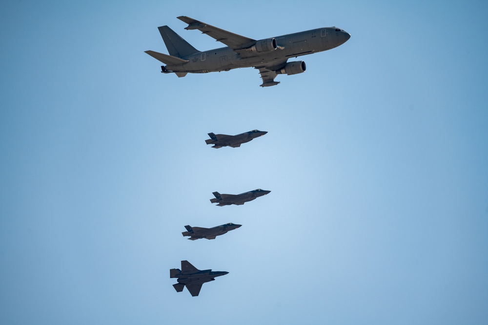 Italian Air Force conducts formation flight over CENTCOM during Operation Indo-Pacific Jump 2024