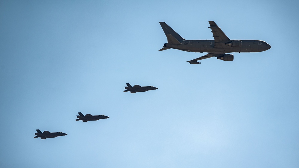 Italian Air Force conducts formation flight over CENTCOM during Operation Indo-Pacific Jump 2024