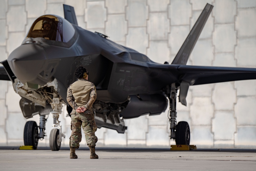 Italian Air Force F-35s arrive in CENTCOM