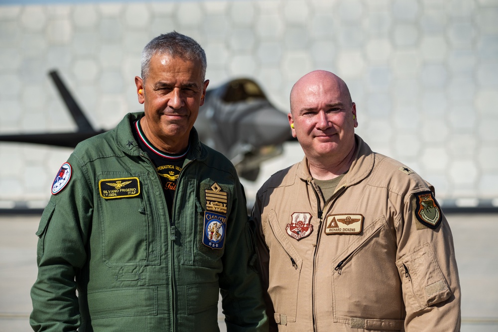 379th AEW leaders welcome Italian Air Forces to CENTCOM