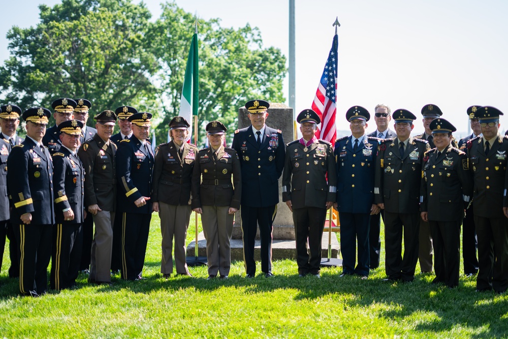 Commander of the Mexican Army Full Honor Arrival Ceremony