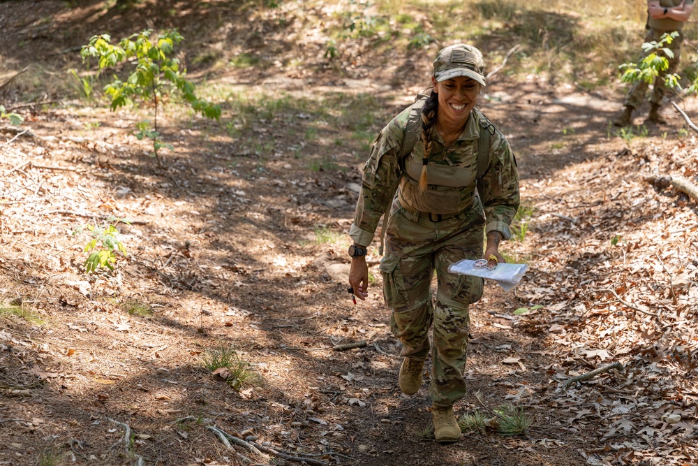 1st Lt. Jessica Romero heads to her next point