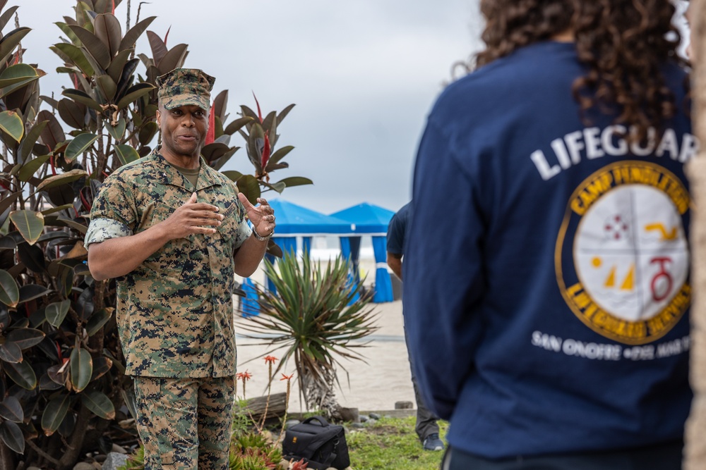 MCI-West Commanding General recognizes Del Mar Beach lifeguards