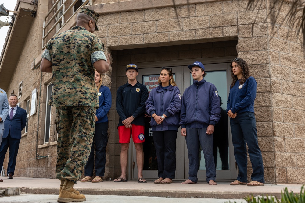 MCI-West Commanding General recognizes Del Mar Beach lifeguards