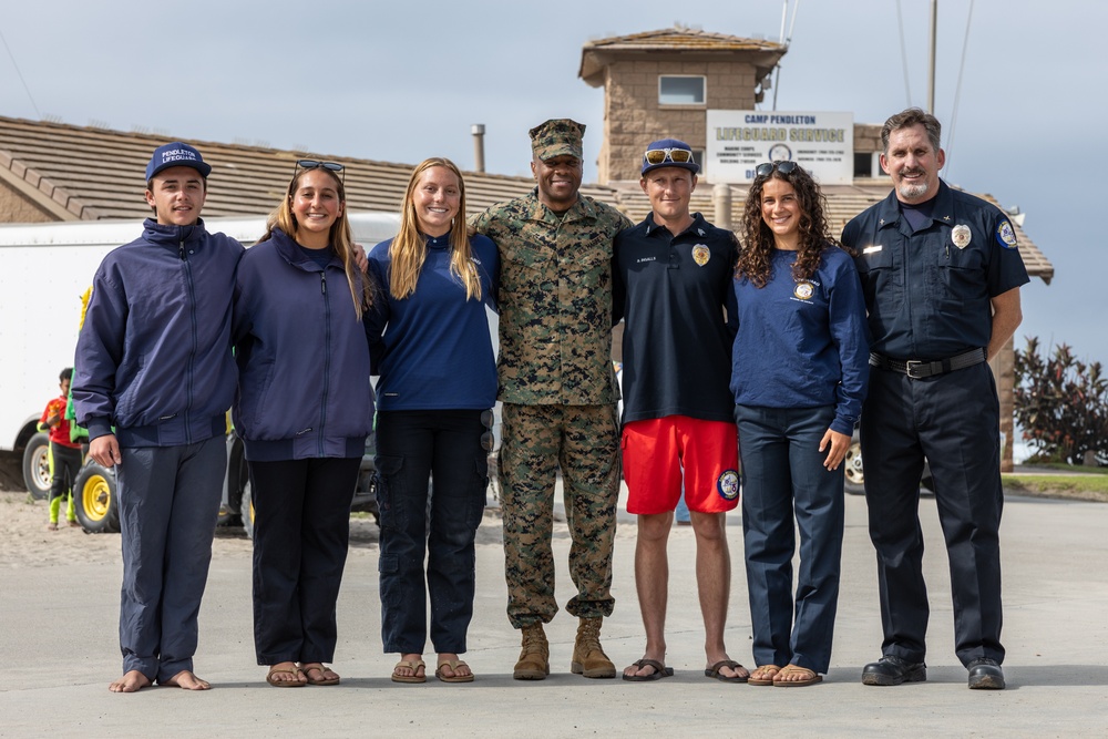 MCI-West Commanding General recognizes Del Mar Beach lifeguards