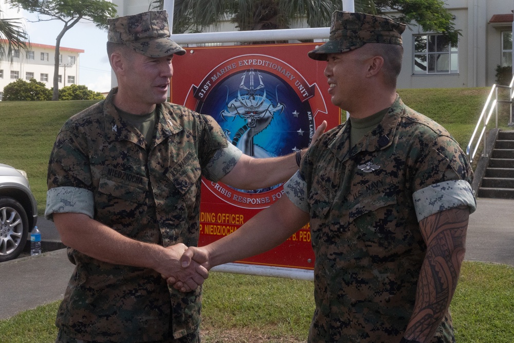 CO. Niedziocha holds coin ceremony to recognizes Sailors of the Quarter