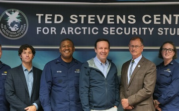 Senator Chris Murphy visits Ted Stevens Center