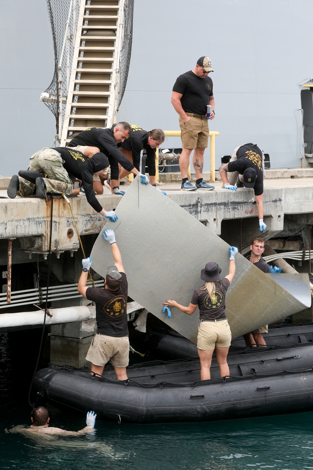 7th Engineer Dive Det leads RIMPAC partners in restoring pier at Joint Base Pearl Harbor-Hickam