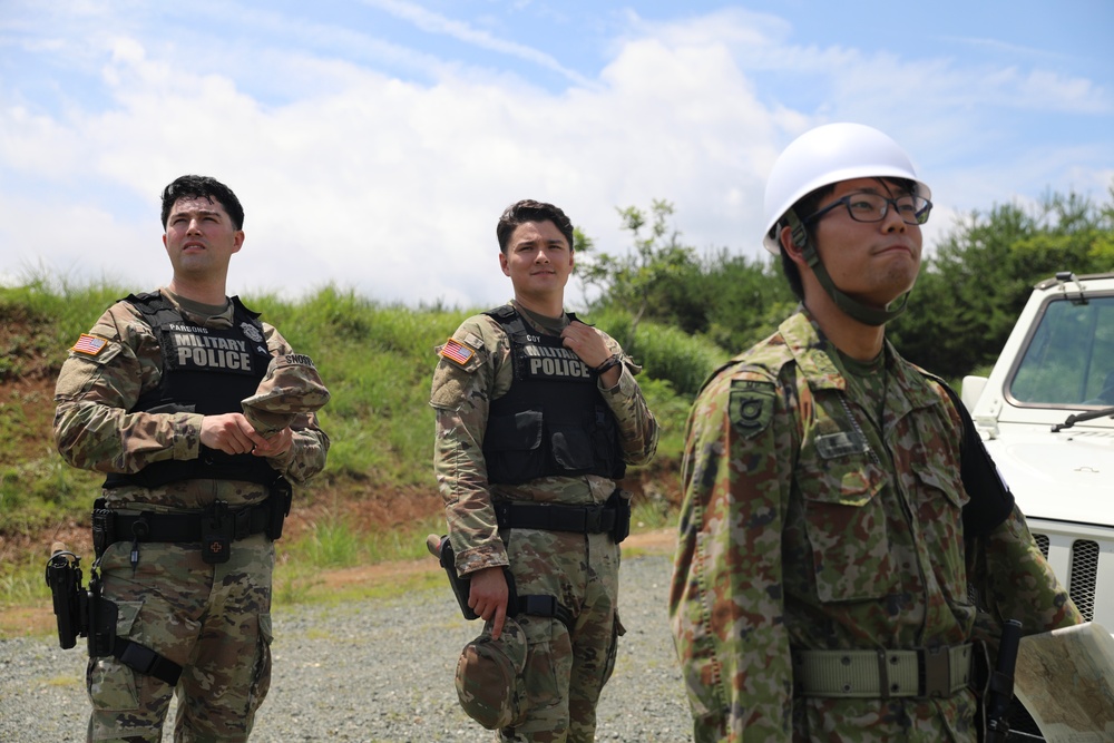 MPs and JGSDF Orient Shield 24